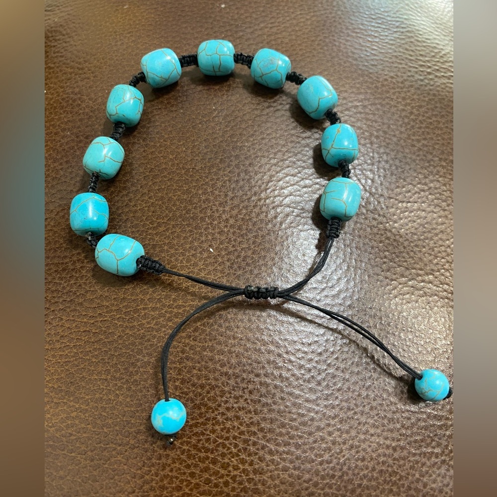 Dyed Howlite Stone Bead Adjustable Bracelet with crocheted black cord J058